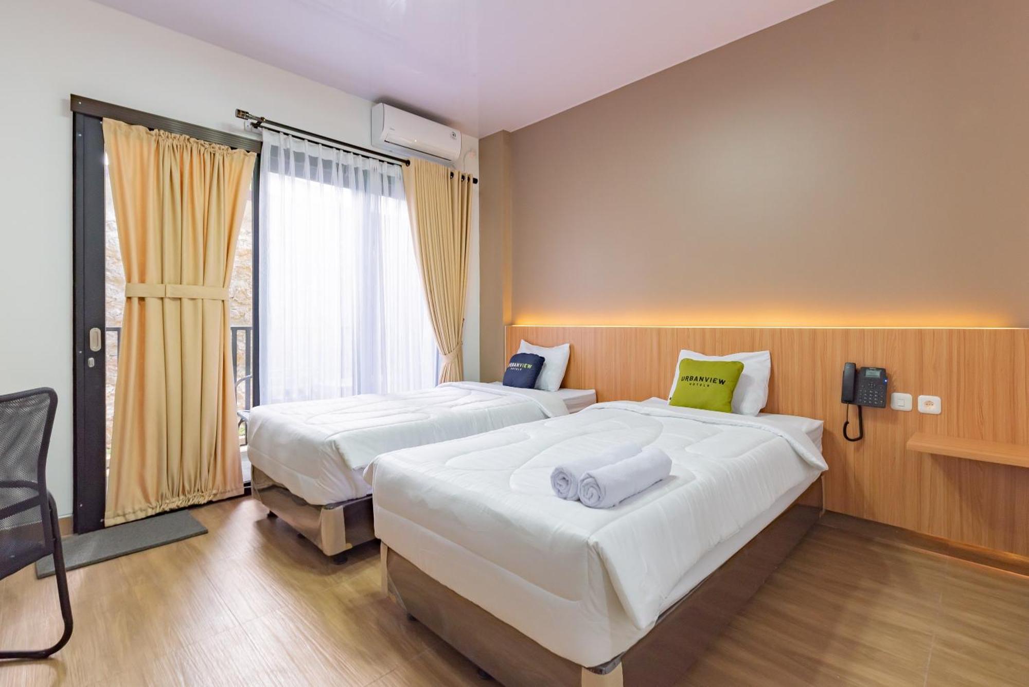 Urbanview Hotel Inkoppabri Cisarua Puncak Экстерьер фото