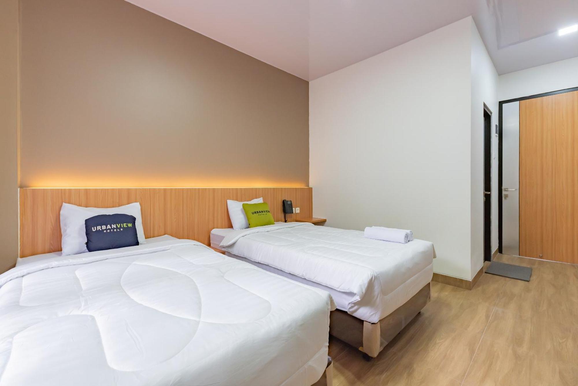 Urbanview Hotel Inkoppabri Cisarua Puncak Экстерьер фото