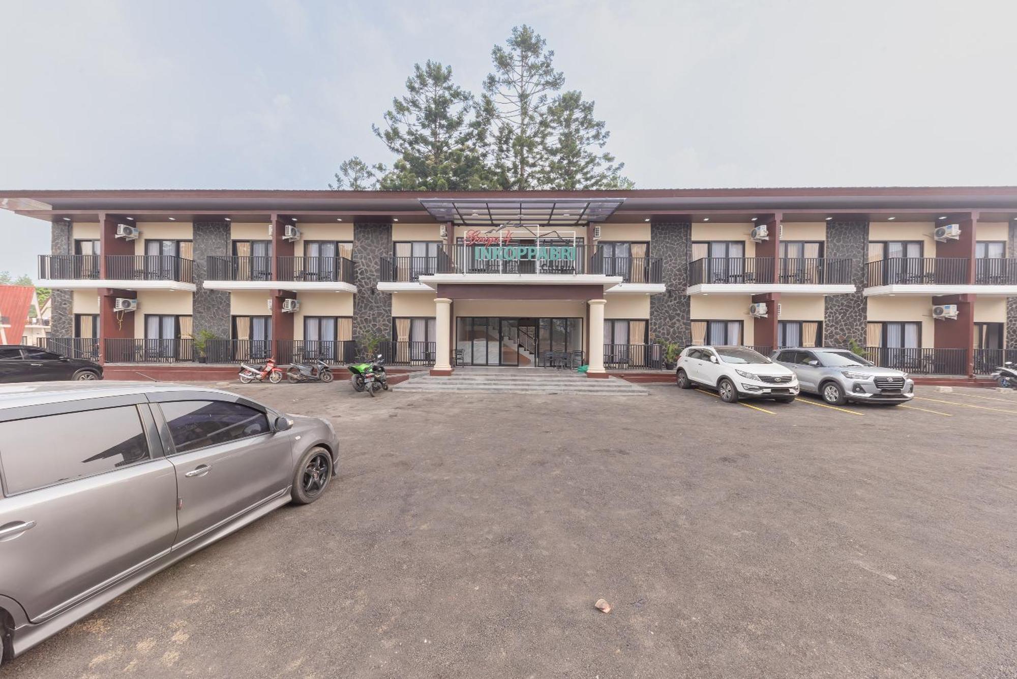 Urbanview Hotel Inkoppabri Cisarua Puncak Экстерьер фото