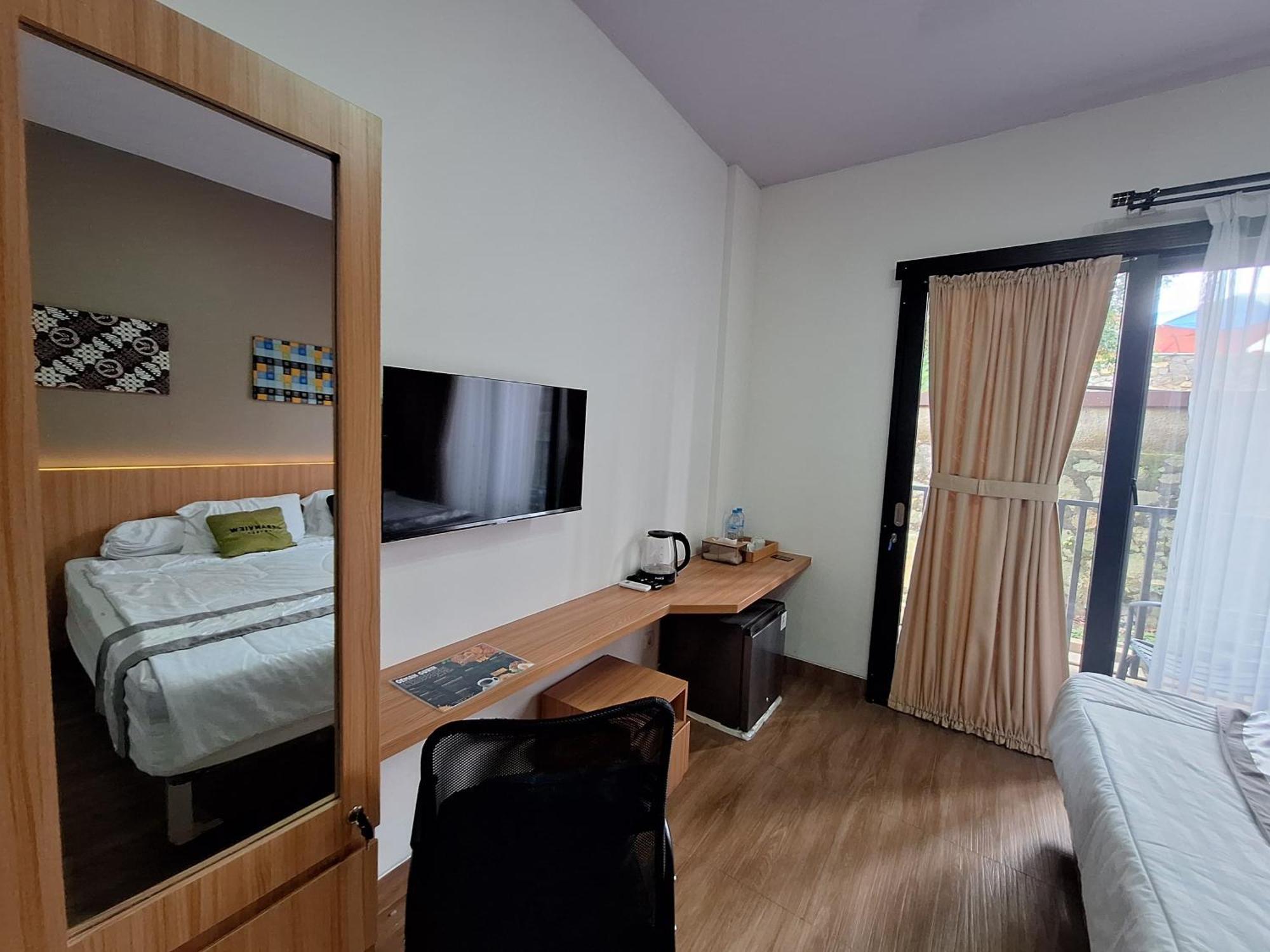 Urbanview Hotel Inkoppabri Cisarua Puncak Экстерьер фото